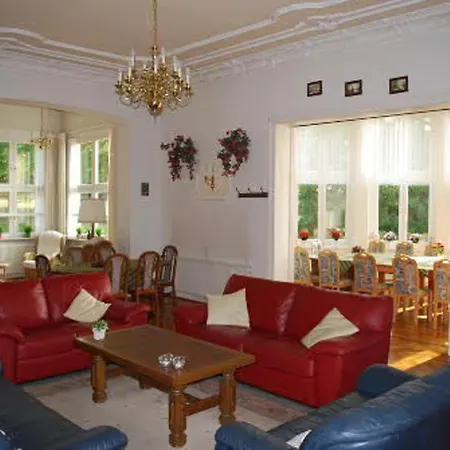 Ferienvilla Teufelsmauer Hotel 3*